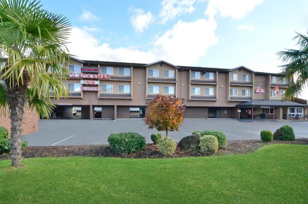 Clackamas Inn And Suites Esterno foto